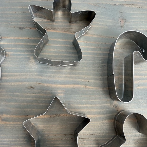 7 metal Christmas cookie cutters - Picture 8 of 9